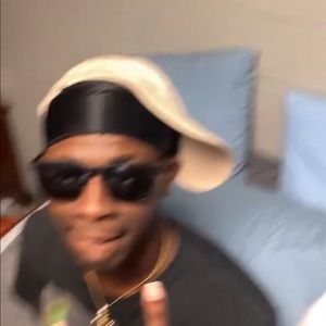 Meet your Posher, Benjamin